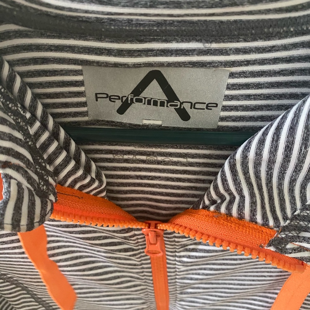 Workout jacket - Picture 5 of 6